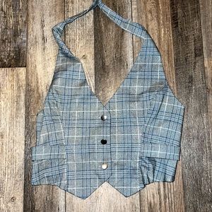 Cute vest reminds me of clueless